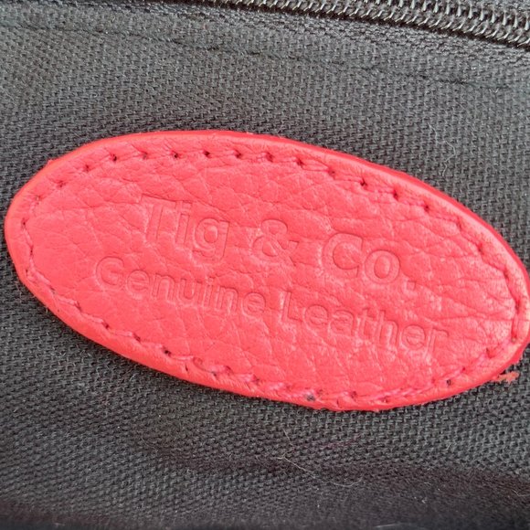 Tig and Co. Genuine Leather Shoulder Bag - Picture 10 of 16